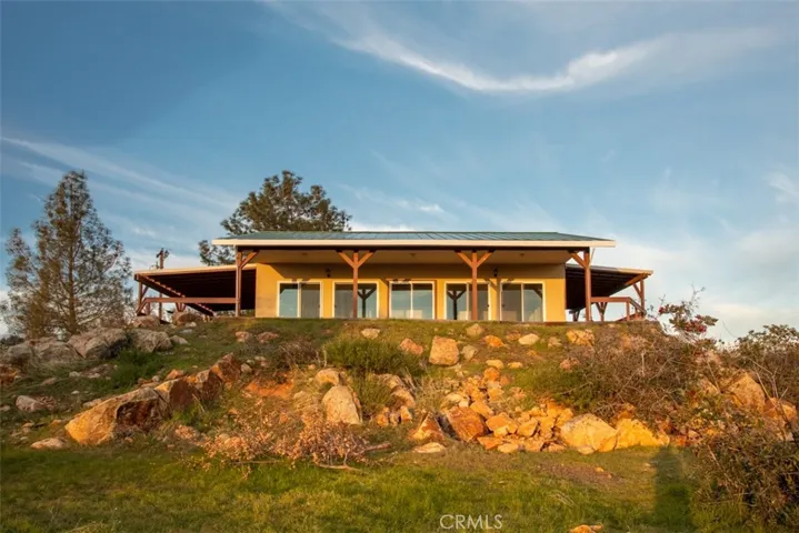 141 Little Oak Road, Oroville, California 95966