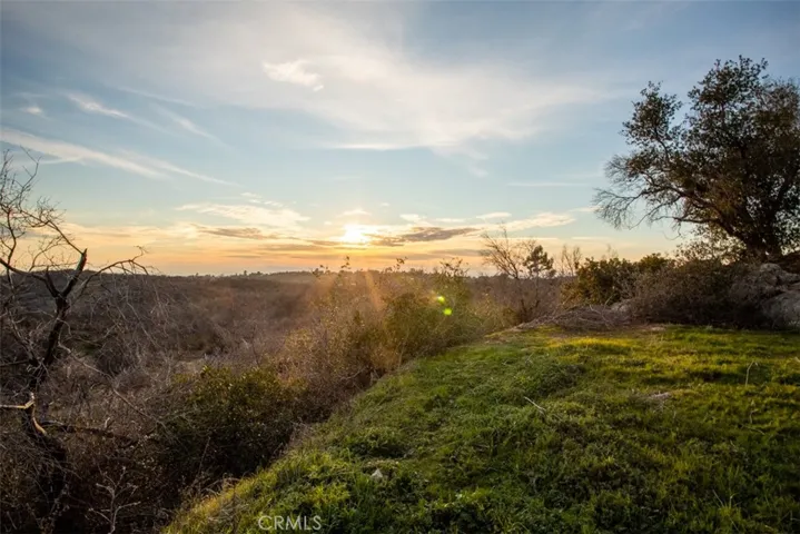 141 Little Oak Road, Oroville, California 95966