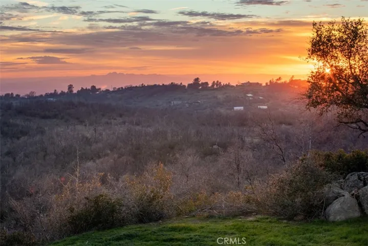 141 Little Oak Road, Oroville, California 95966