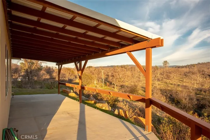 141 Little Oak Road, Oroville, California 95966