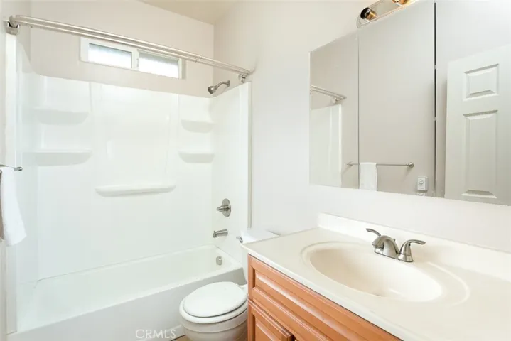 141 Little Oak Road, Oroville, California 95966
