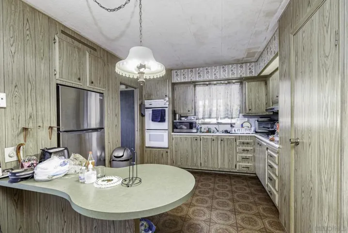 2003 Bayview Heights Drive 230, San Diego, California 92105