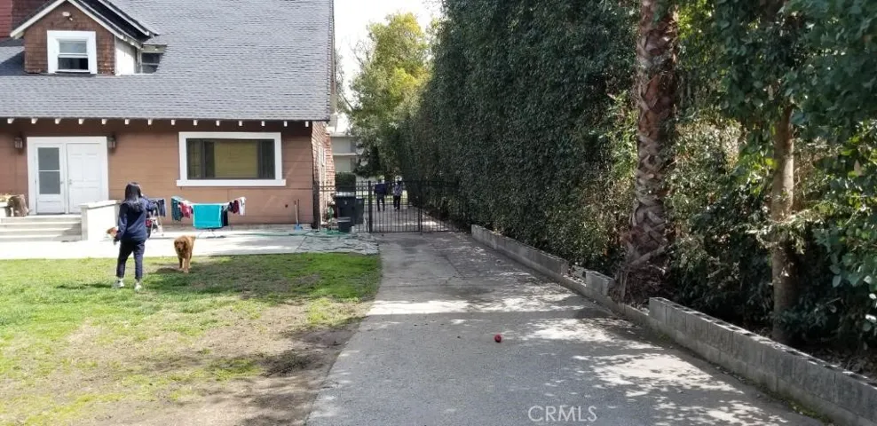 779 N Marengo Avenue, Pasadena, California 91103