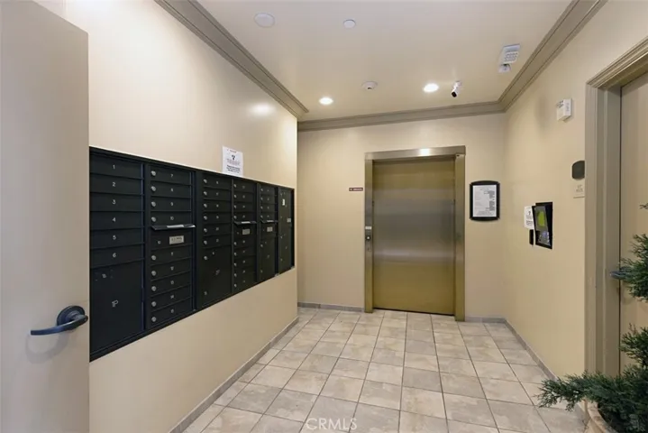 401 Bernard Street 201, Costa Mesa, California 92627