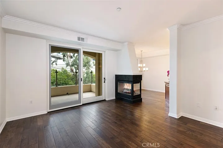 401 Bernard Street 201, Costa Mesa, California 92627