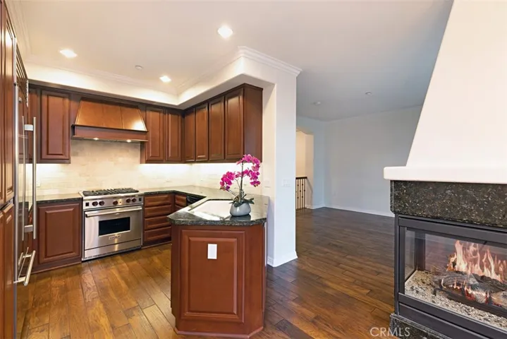 401 Bernard Street 201, Costa Mesa, California 92627