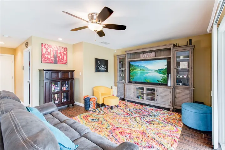 28855 Via Marsala, Menifee, California 92584