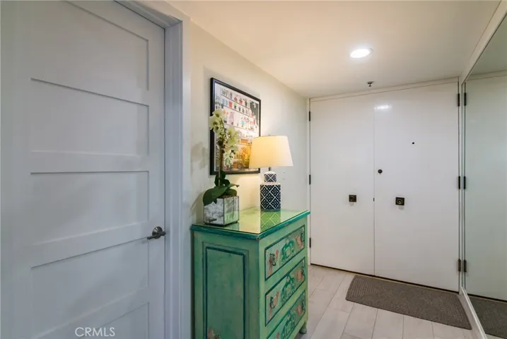 1333 S Beverly Glen Boulevard 304, Los Angeles, California 90024