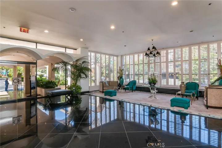 1333 S Beverly Glen Boulevard 304, Los Angeles, California 90024