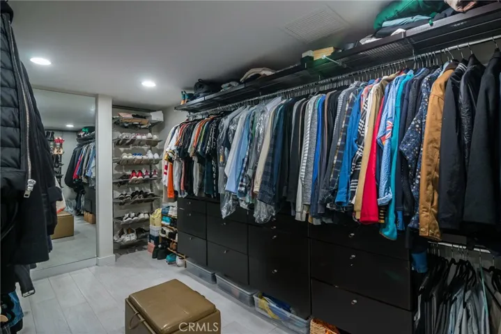 1333 S Beverly Glen Boulevard 304, Los Angeles, California 90024