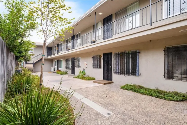 1525 E 2nd Street 3, Long Beach, California 90802