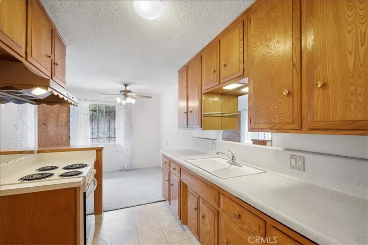 1525 E 2nd Street 3, Long Beach, California 90802
