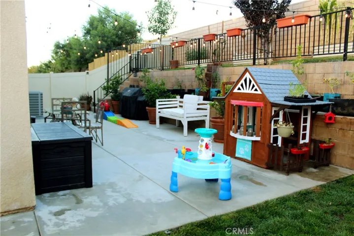 17960 Crabapple Court, San Bernardino, California 92407
