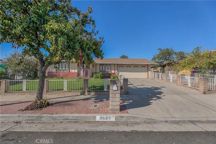 9689 Kewen Avenue, Arleta, California 91331