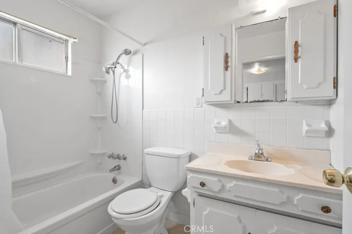 1132 W Avenue J12, Lancaster, California 93534