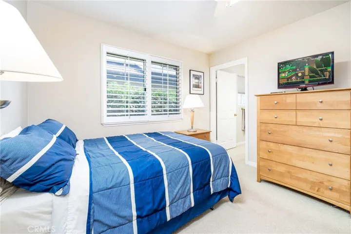 18795 Willowtree Lane, Northridge, California 91326