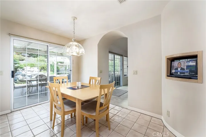 18795 Willowtree Lane, Northridge, California 91326