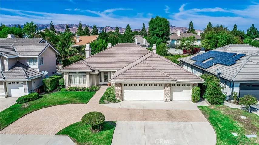 18795 Willowtree Lane, Northridge, California 91326