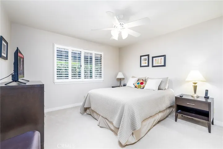 18795 Willowtree Lane, Northridge, California 91326