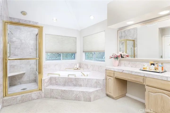 18795 Willowtree Lane, Northridge, California 91326