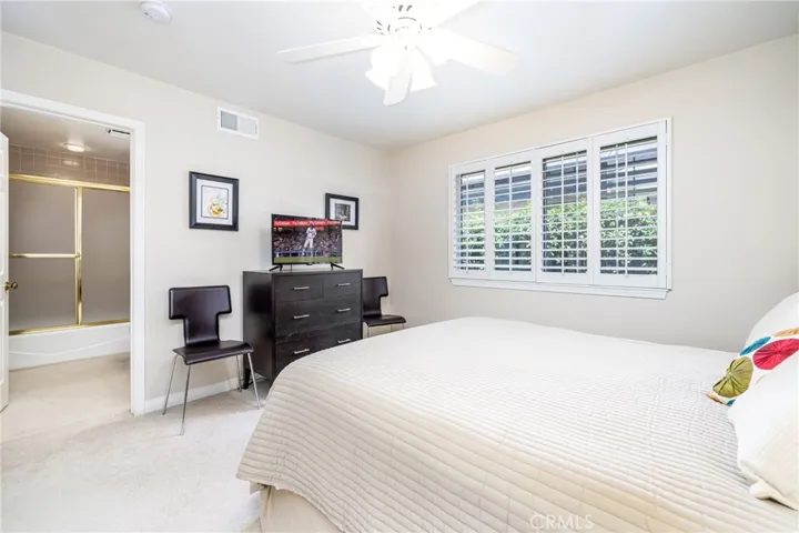 18795 Willowtree Lane, Northridge, California 91326