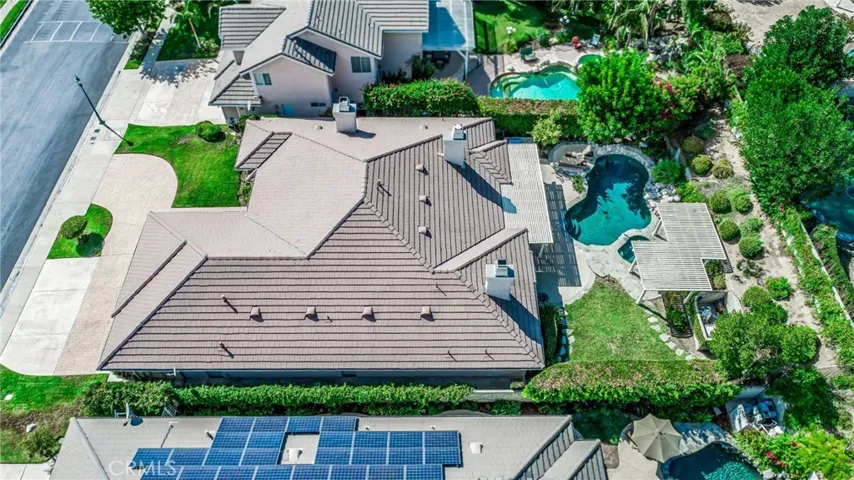 18795 Willowtree Lane, Northridge, California 91326