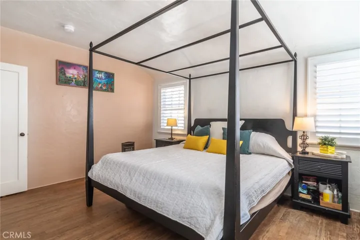 946 11th Street, Huntington Beach, California 92648