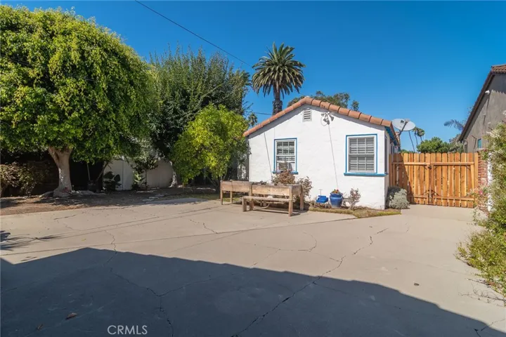 946 11th Street, Huntington Beach, California 92648