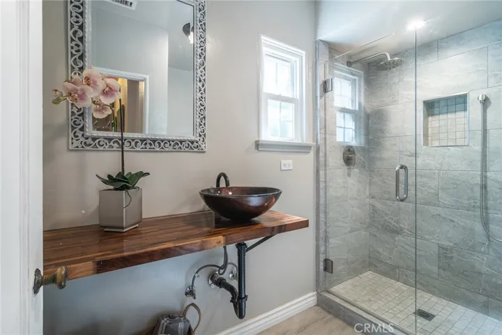 946 11th Street, Huntington Beach, California 92648