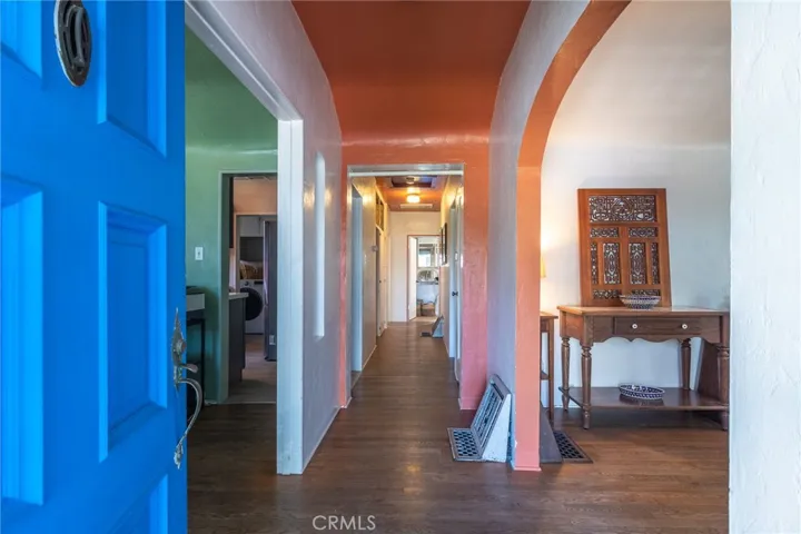 946 11th Street, Huntington Beach, California 92648