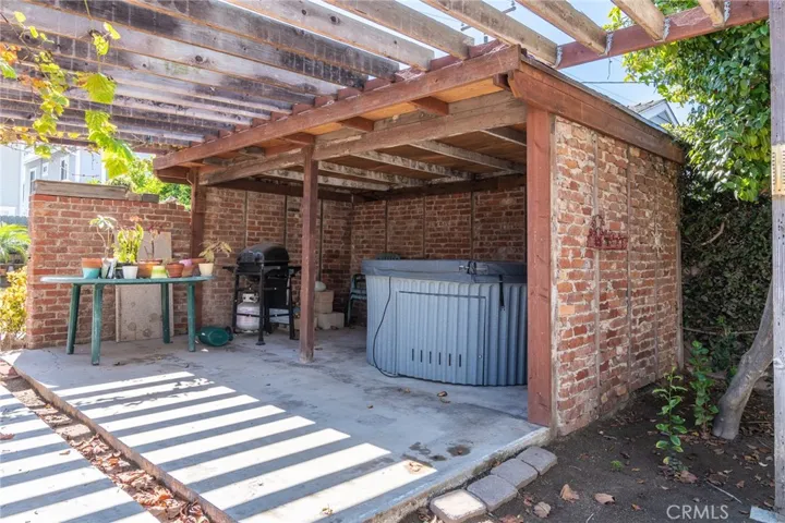 946 11th Street, Huntington Beach, California 92648