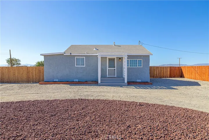 734 E Avenue G, Lancaster, California 93535