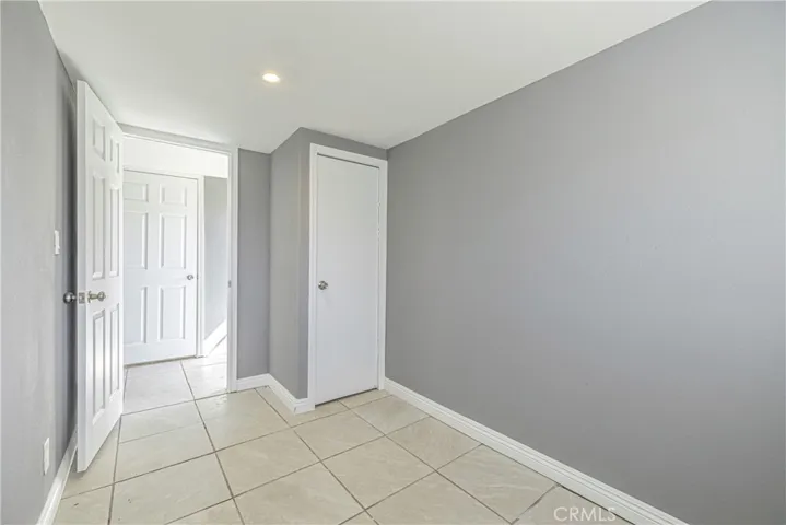 734 E Avenue G, Lancaster, California 93535
