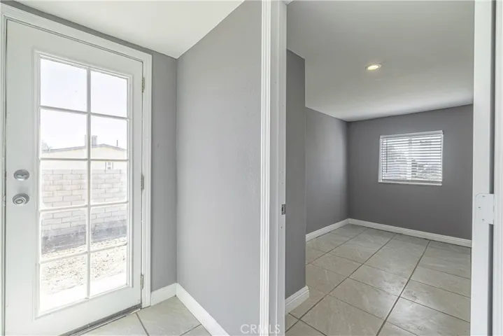734 E Avenue G, Lancaster, California 93535