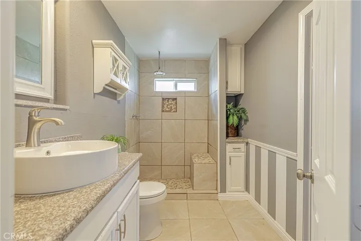 734 E Avenue G, Lancaster, California 93535