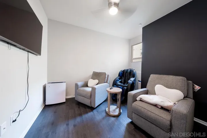 5165 Calle Sandwaves 11, San Diego, California 92154