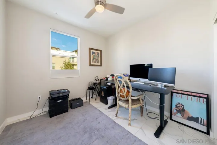 5165 Calle Sandwaves 11, San Diego, California 92154