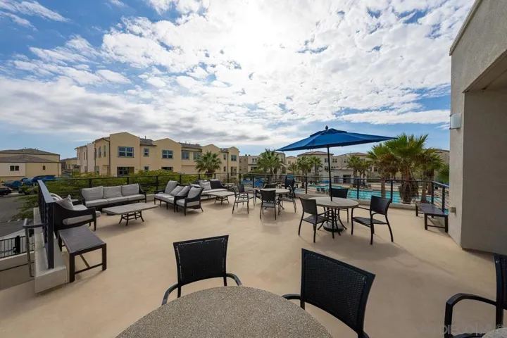 5165 Calle Sandwaves 11, San Diego, California 92154