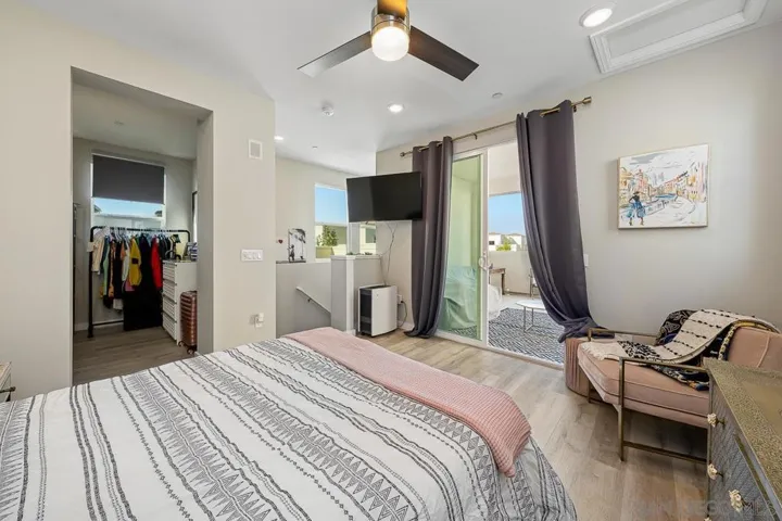 5165 Calle Sandwaves 11, San Diego, California 92154