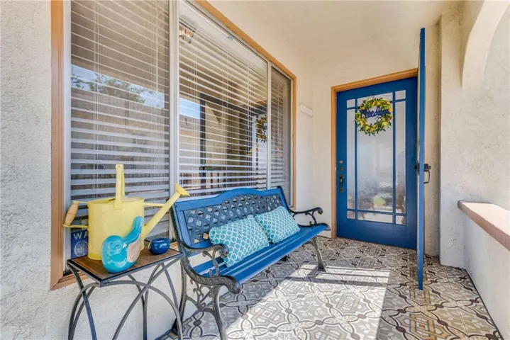 6008 Lime Avenue, Long Beach, California 90805