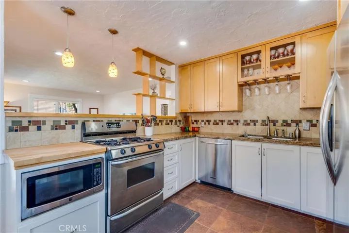 6008 Lime Avenue, Long Beach, California 90805