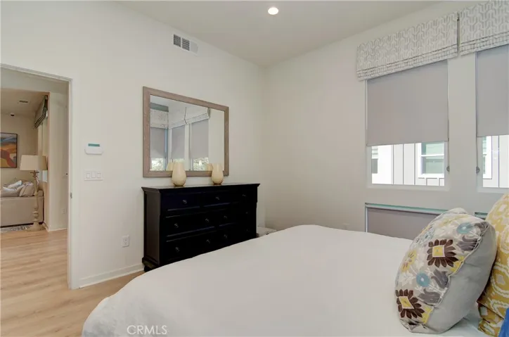 1172 Epic, Irvine, California 92618