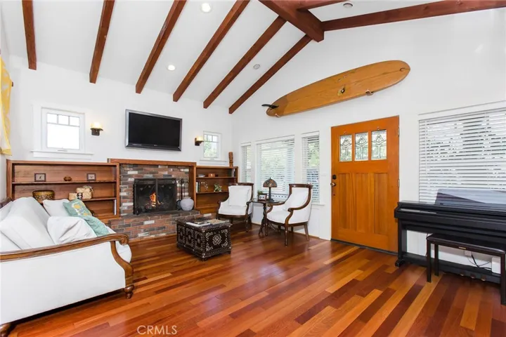 263 Valle Vista Avenue, Monrovia, California 91016