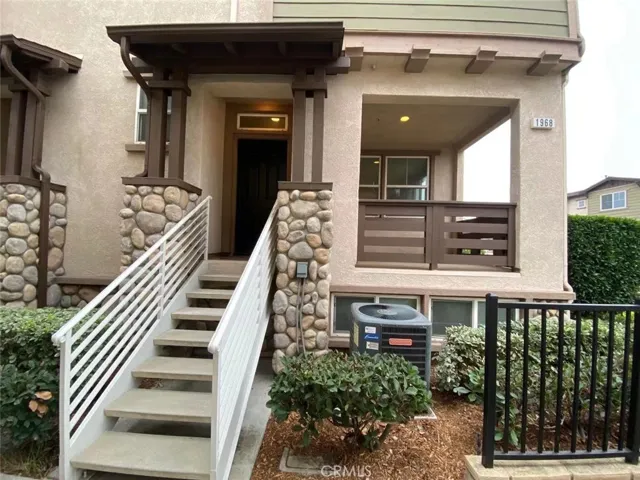 1968 Oakwood Way, Pomona, California 91767