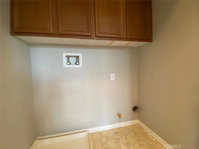 1968 Oakwood Way, Pomona, California 91767