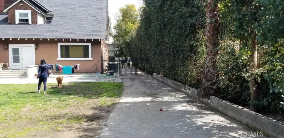 779 N Marengo Avenue, Pasadena, California 91103
