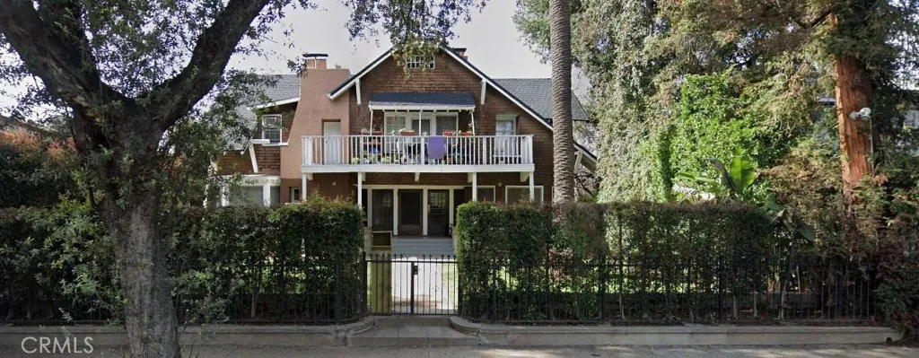 779 N Marengo Avenue, Pasadena, California 91103