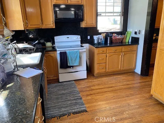 779 N Marengo Avenue, Pasadena, California 91103