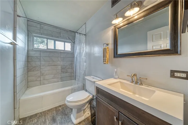 6 Clara Lane, Chico, California 95926