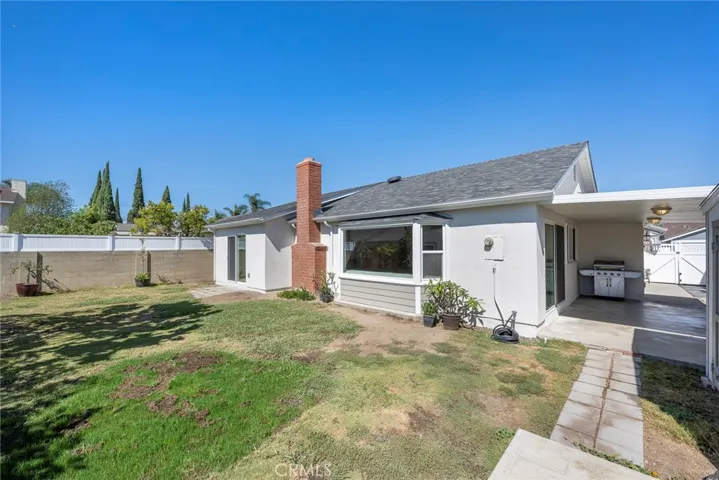 6542 Farinella Drive, Huntington Beach, California 92647